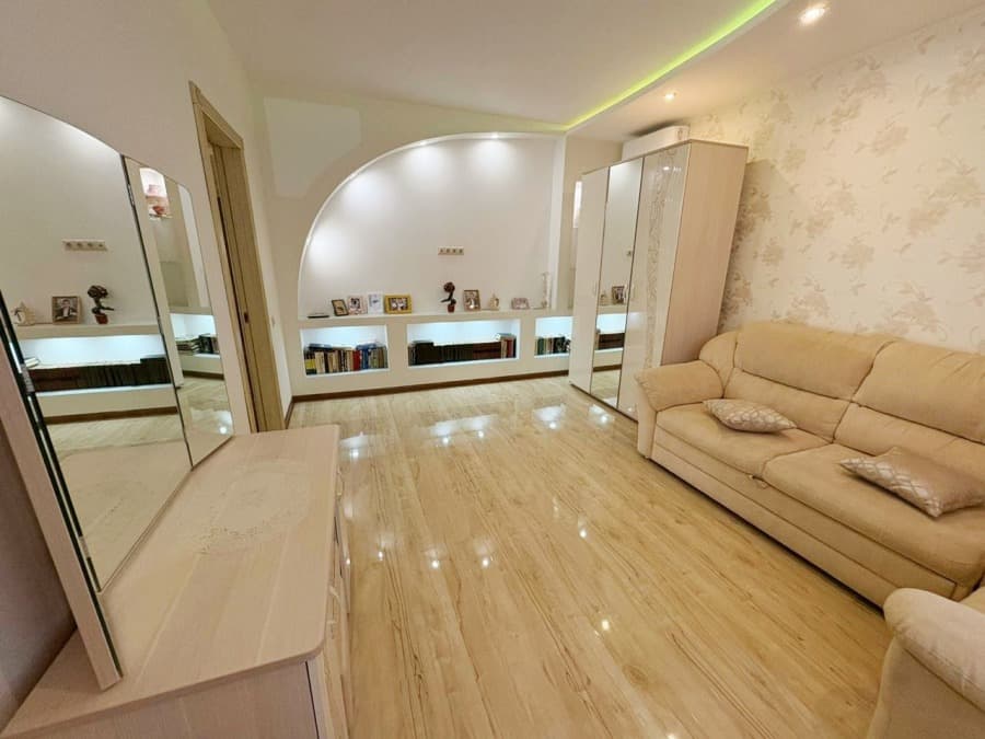 2-этажный дом 250 кв.м. в станице Анапская с дизайнерским ремонтом